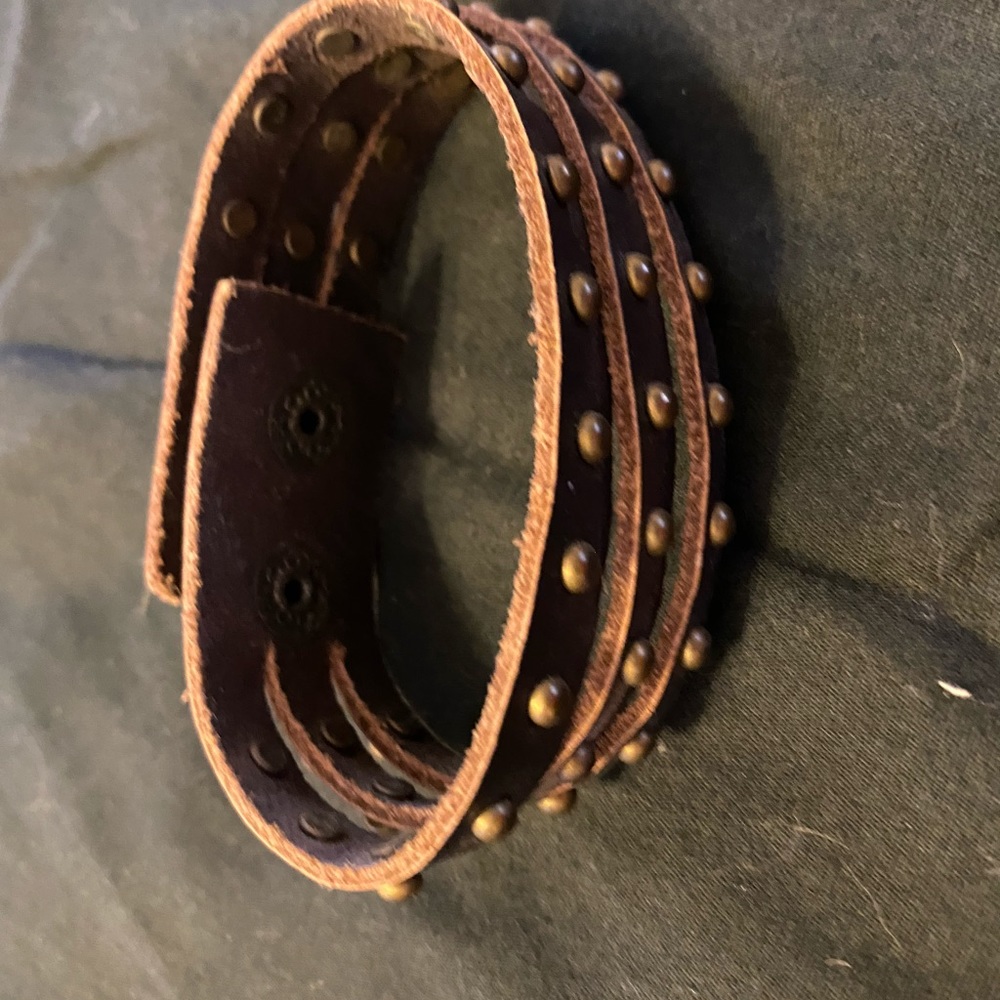 Bracelets - Picture 3 of 3